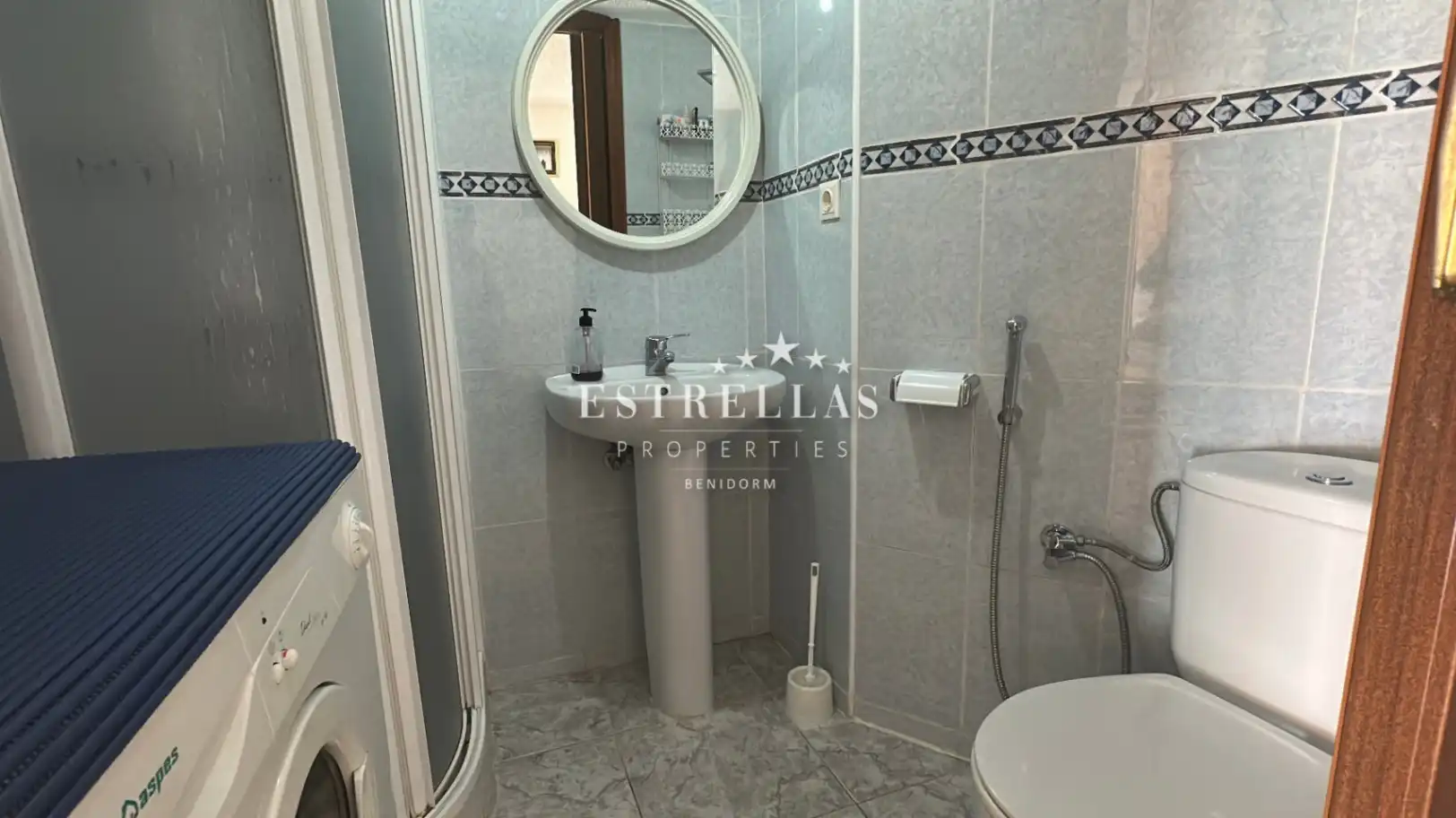 Bathroom of Duplexes for sale in Benidorm  with Heating, Terrace and Storage room