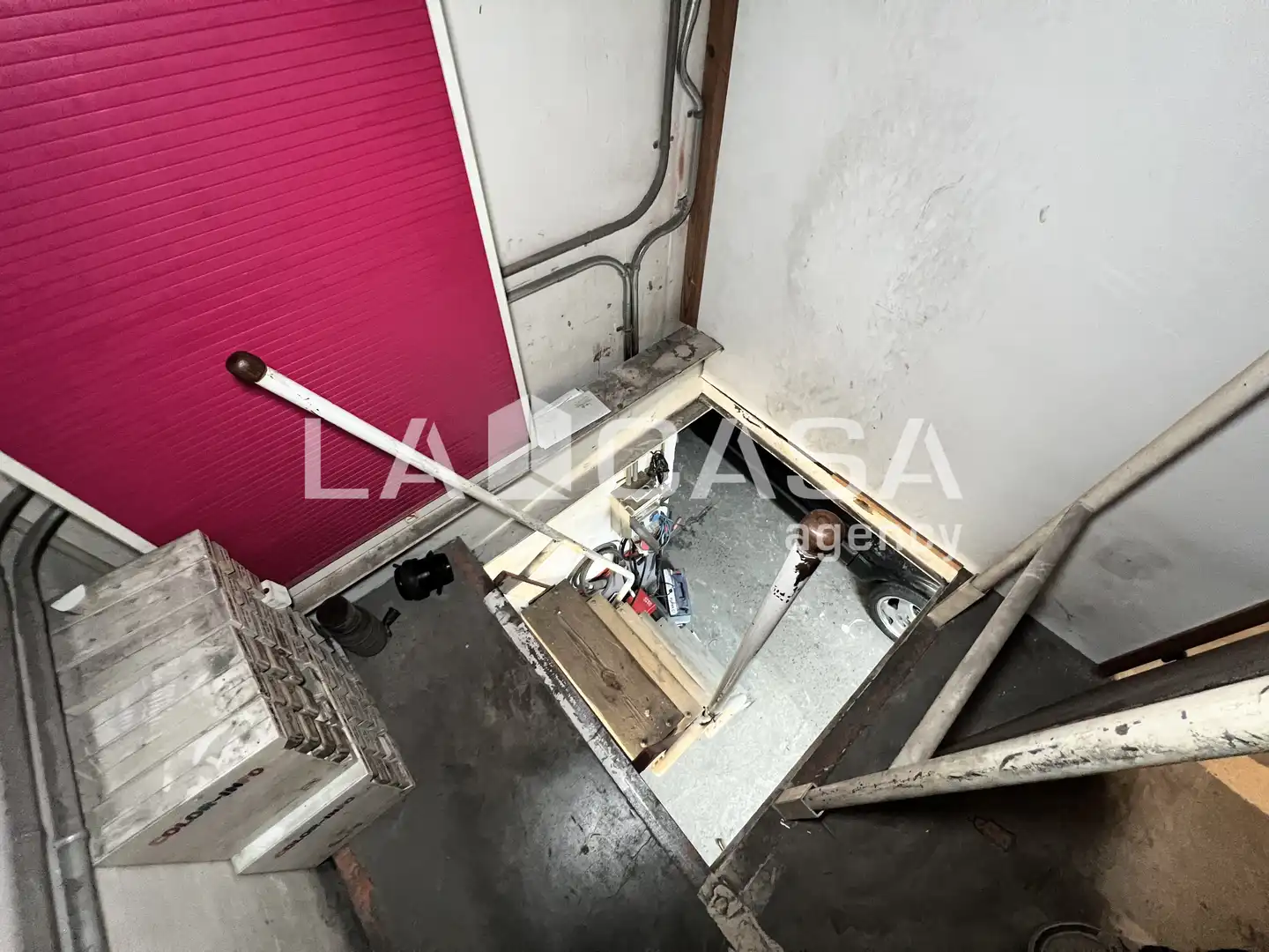 Nau industrial en venda en Artigues - Llefià