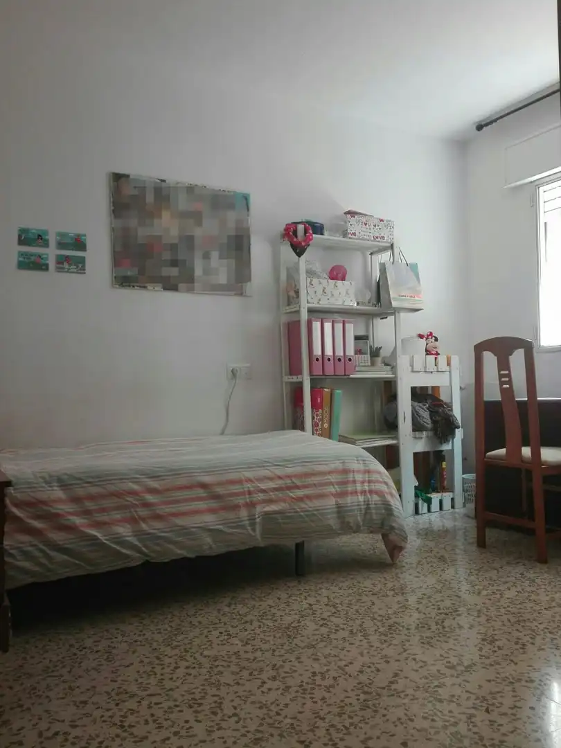 Bedroom of Flat for rent in Granada  with Heating, Furnished and Balcony