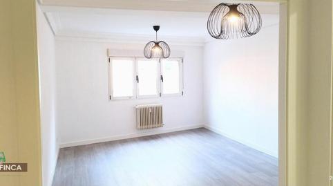 Foto 3 de Pis en venda a Picasso, Milán - Pumarín, Oviedo