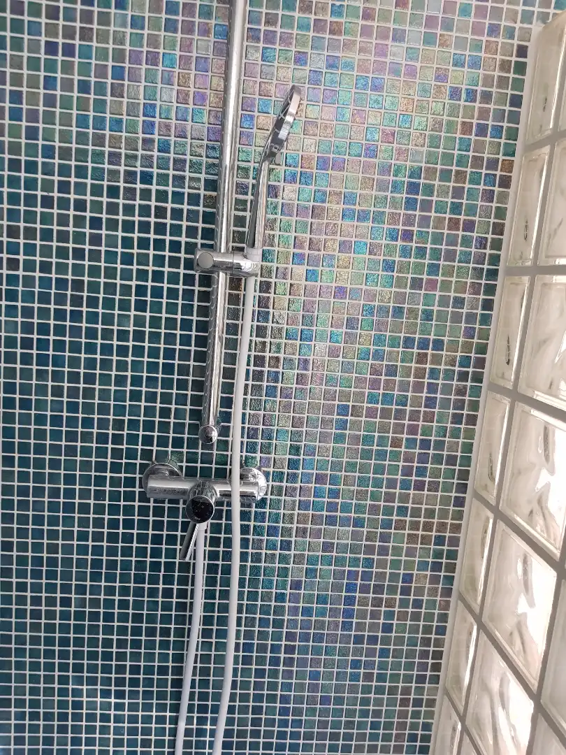 Baño de Finca rústica en venta en Santa Oliva con Calefacción, Jardín privado y Piscina