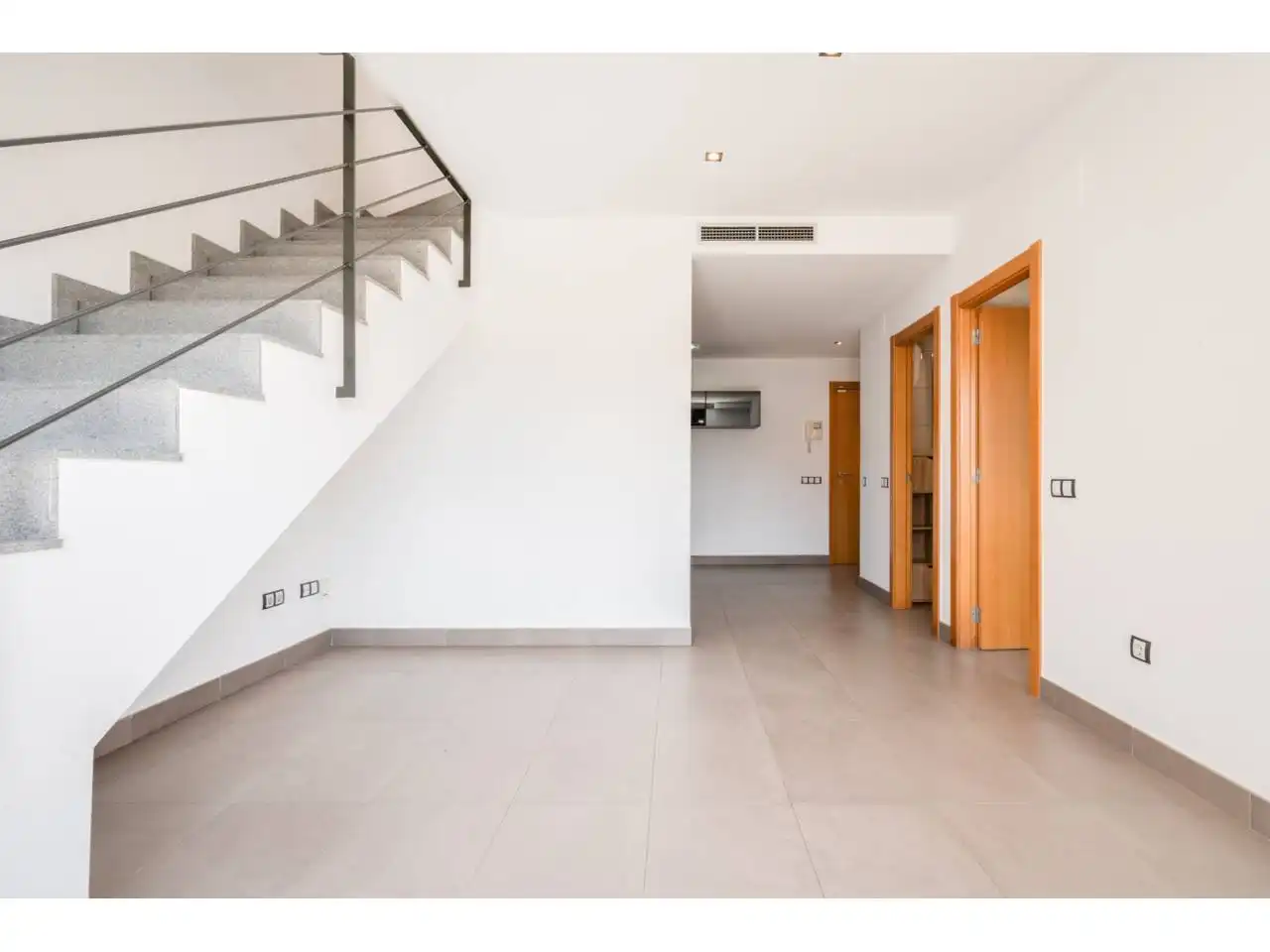 Duplexes for sale in Terrassa  with Air Conditioner, Heating and Terrace