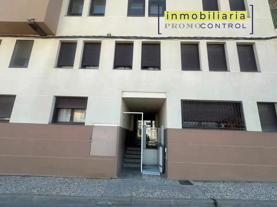 Vista exterior de Piso en venta en San Mateo de Gállego con Calefacción, Terraza y Trastero