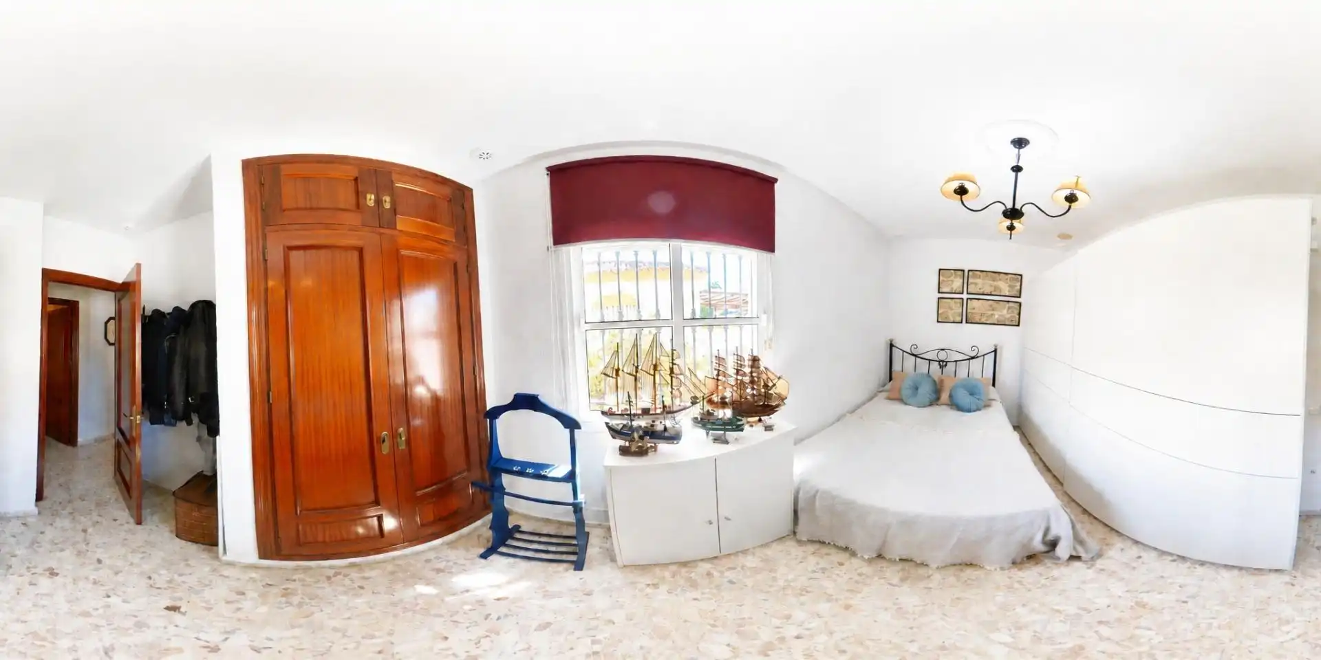 Habitación de Casa o chalet en venta en Chiclana de la Frontera con Jardín privado, Terraza y Trastero