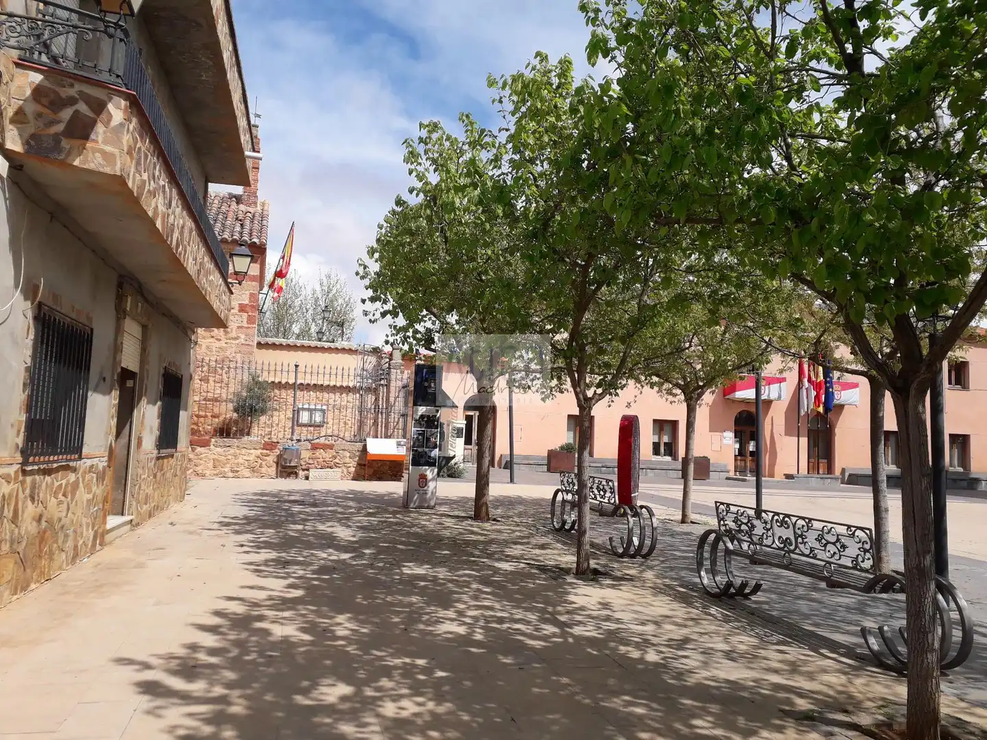 Vista exterior de Casa o xalet en venda en Cózar amb Terrassa