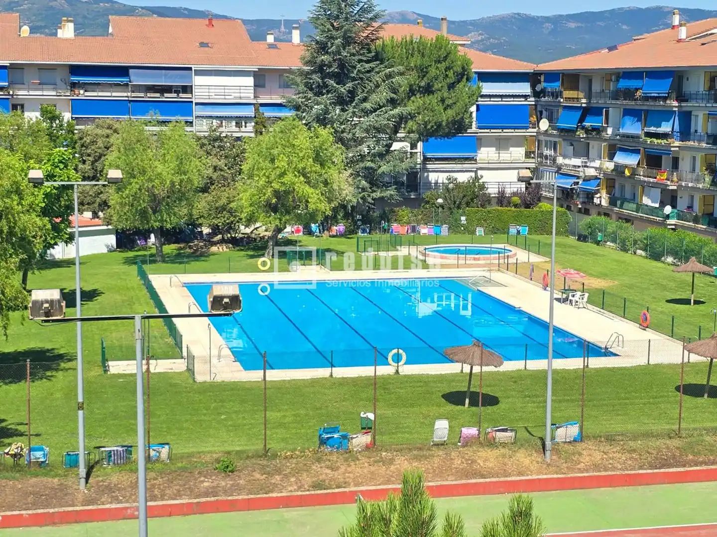 Swimming pool of Flat for sale in Collado Villalba  with Air Conditioner, Heating and Private garden