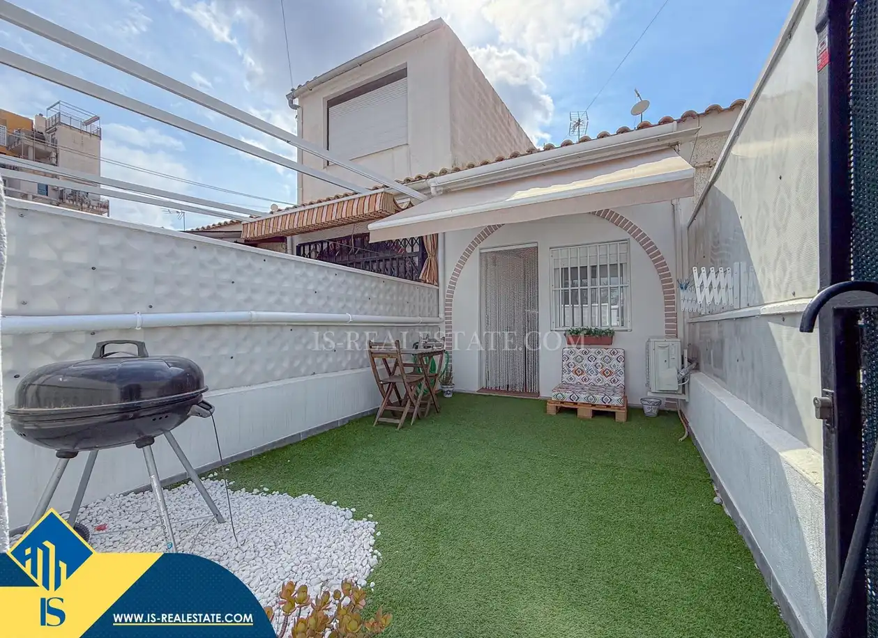 Bungalow amb jardí en venda a Nueva Torrevieja - Aguas Nuevas, imagen 26