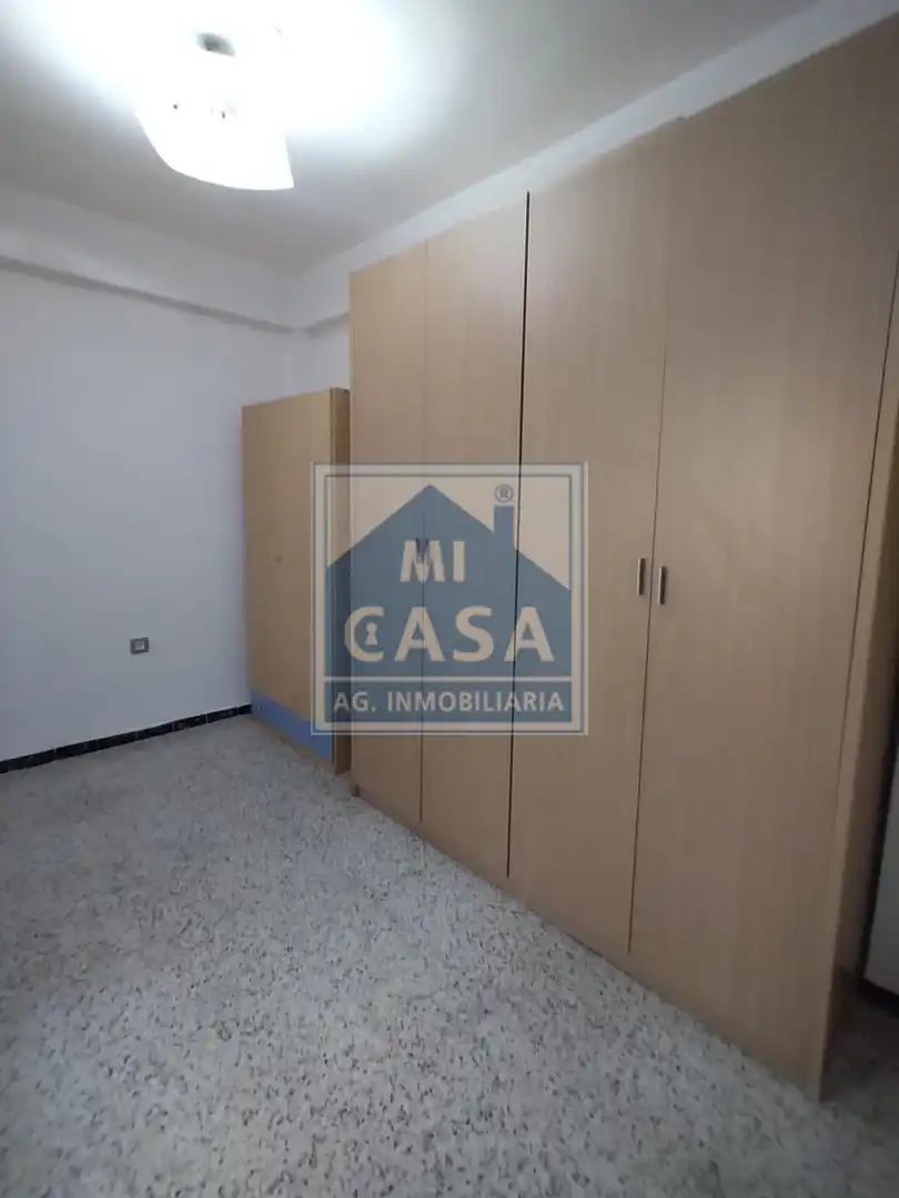 Dormitori de Pis en venda en Mérida amb Aire condicionat, Calefacció i Terrassa