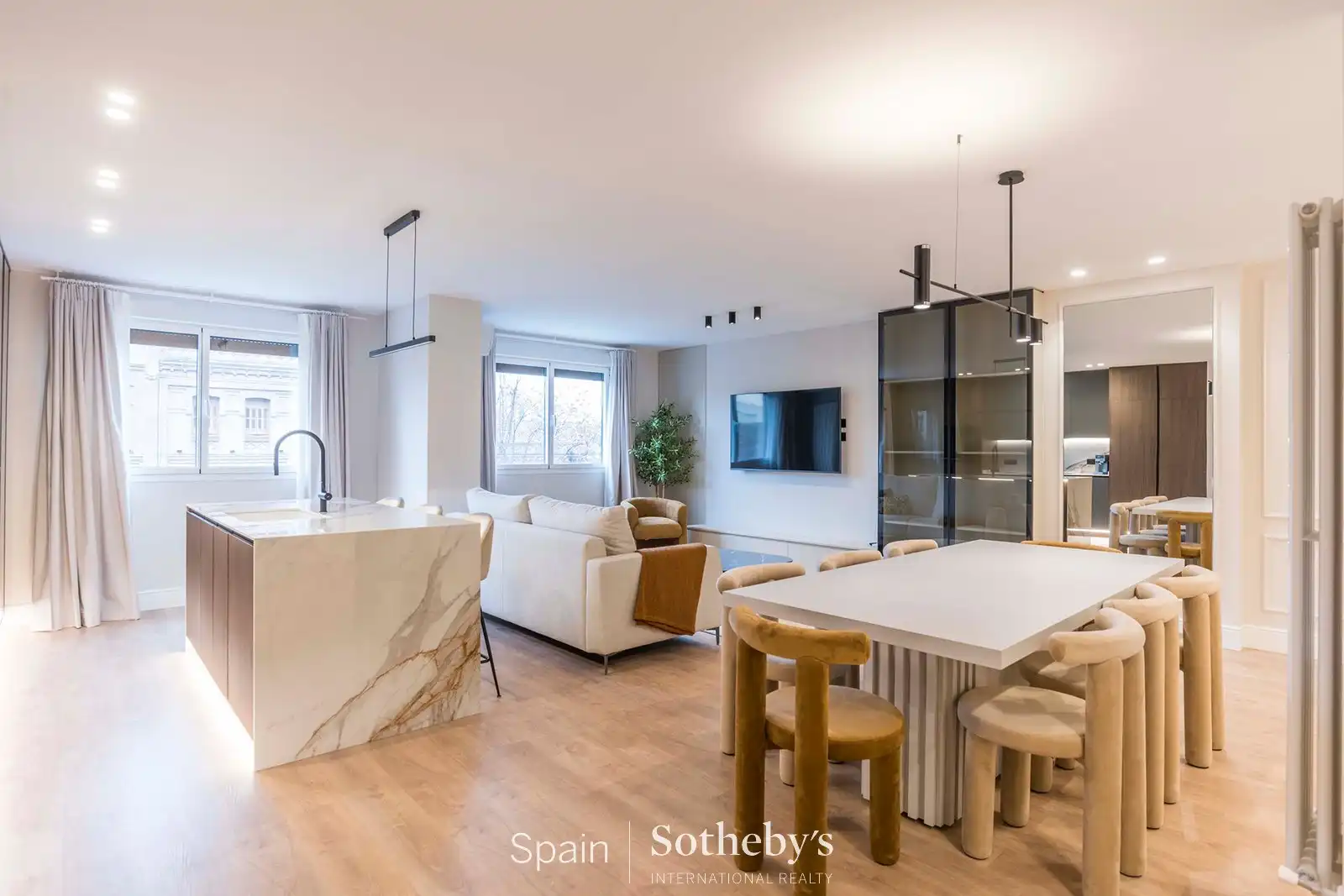 Vista exterior de Apartamento en venta en Madrid con Aire acondicionado, Calefacción y Trastero