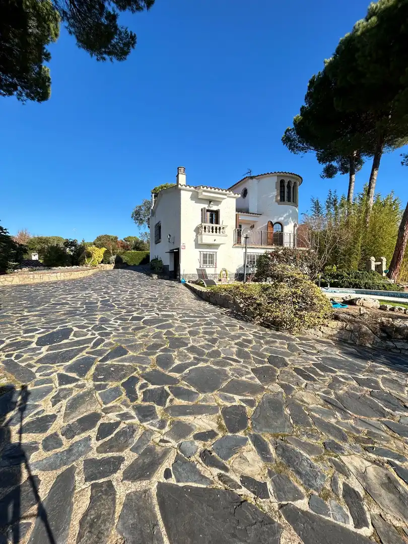 Vista exterior de Casa o chalet en venta en Santa Coloma de Farners con Calefacción, Jardín privado y Terraza