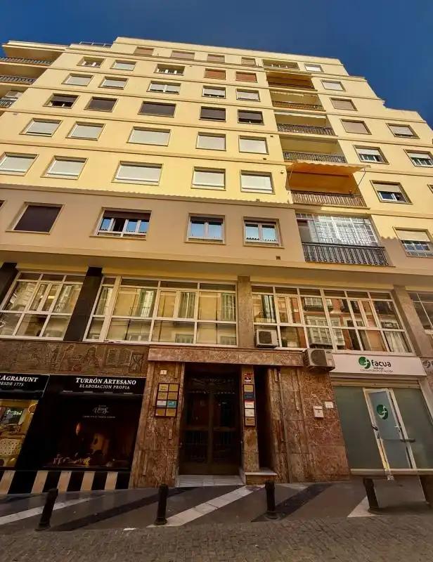 Außenansicht von Büro zur Miete in Málaga mit Heizung