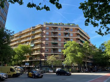 Oficina amb ascensor en venda a Carrer de Casanova