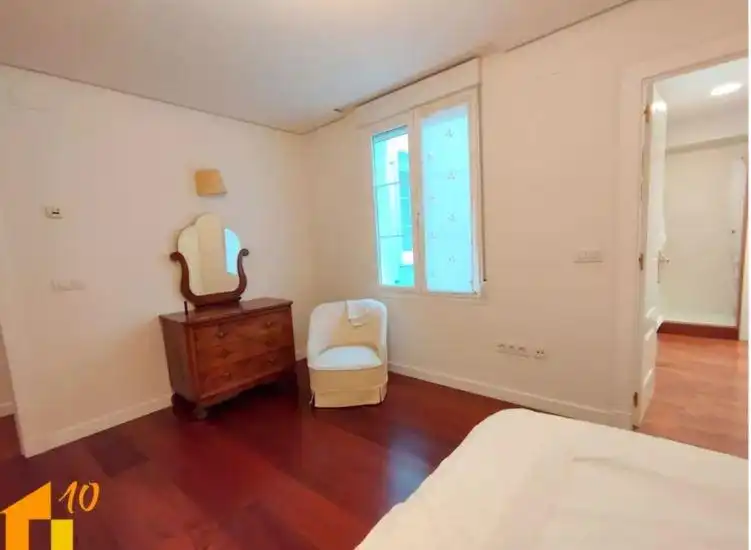Habitación de Piso en venta en Burgos con Calefacción