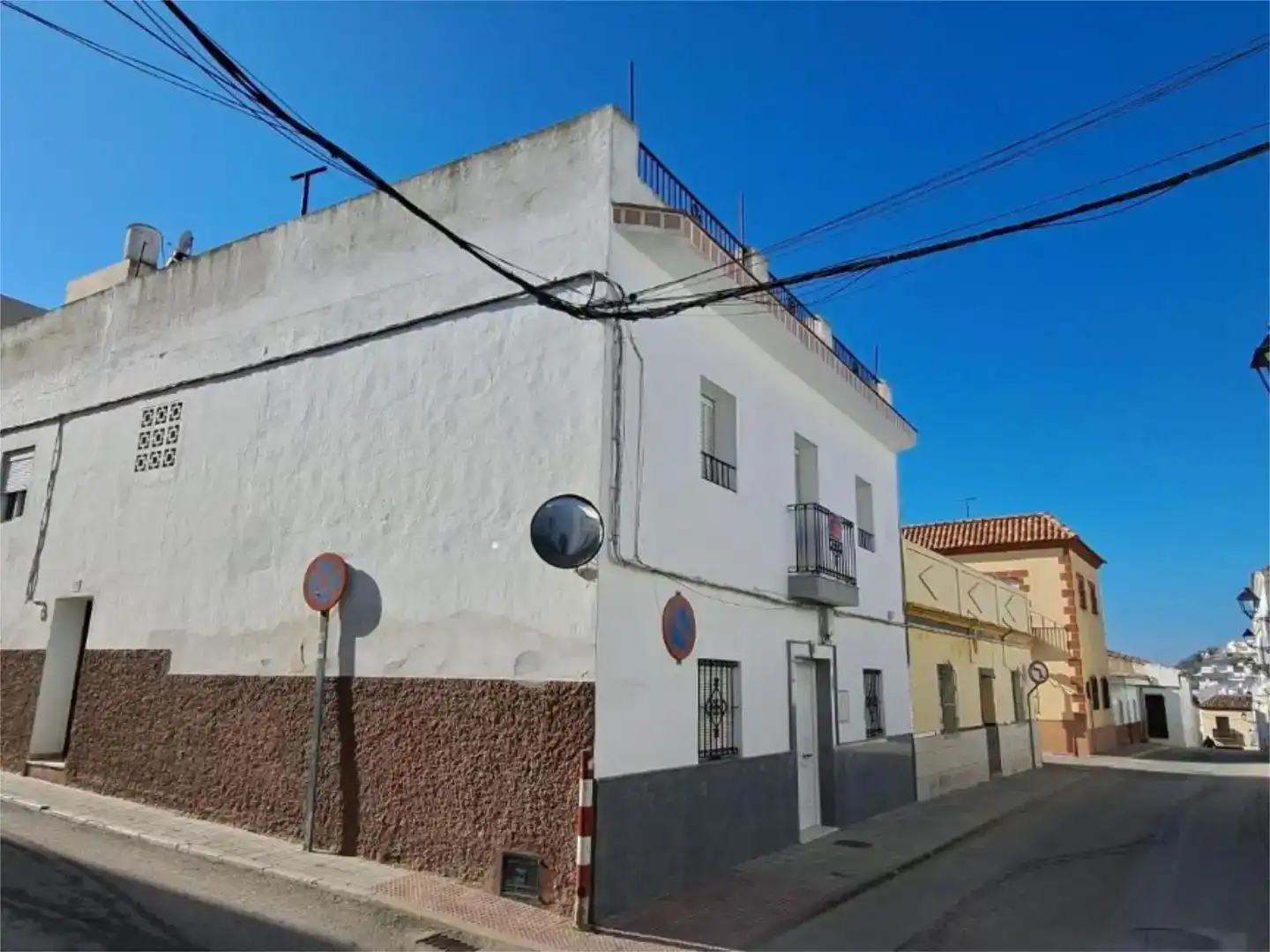 Exterior view of Country homes for sale in Lebrija  with Air Conditioner and Balcony