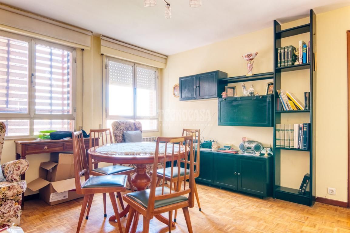 Bedroom of Flat for sale in Palencia Capital  with Heating and Parquet flooring