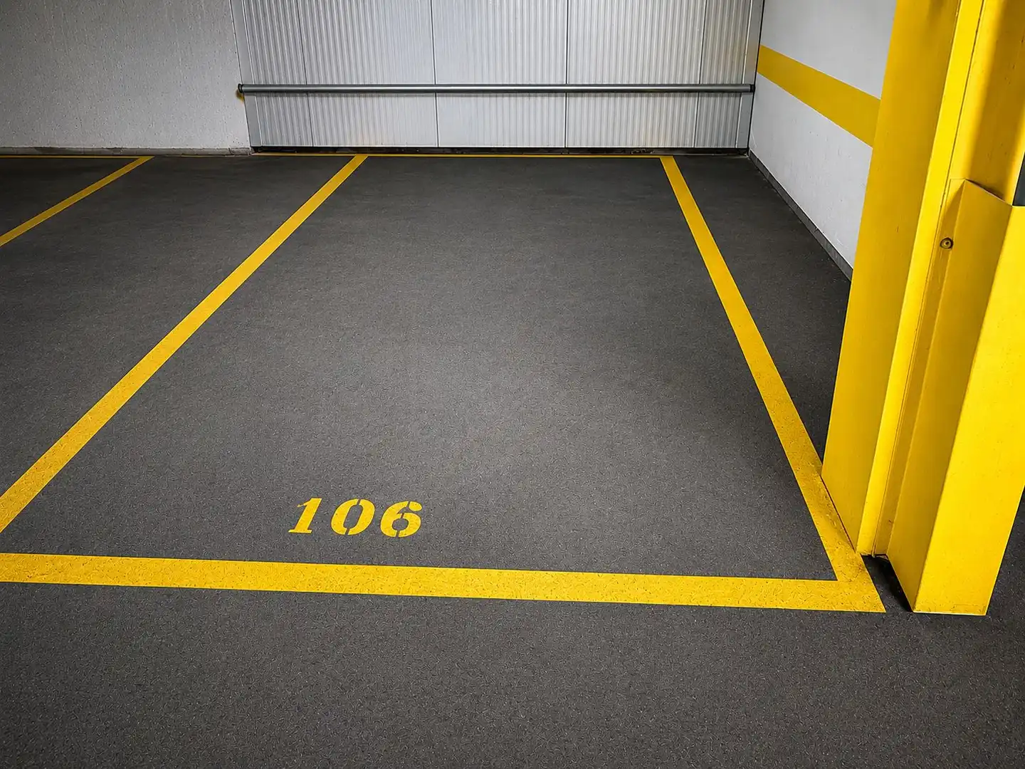 Einzelparkplatz zur Miete in Calle Manuel de Falla