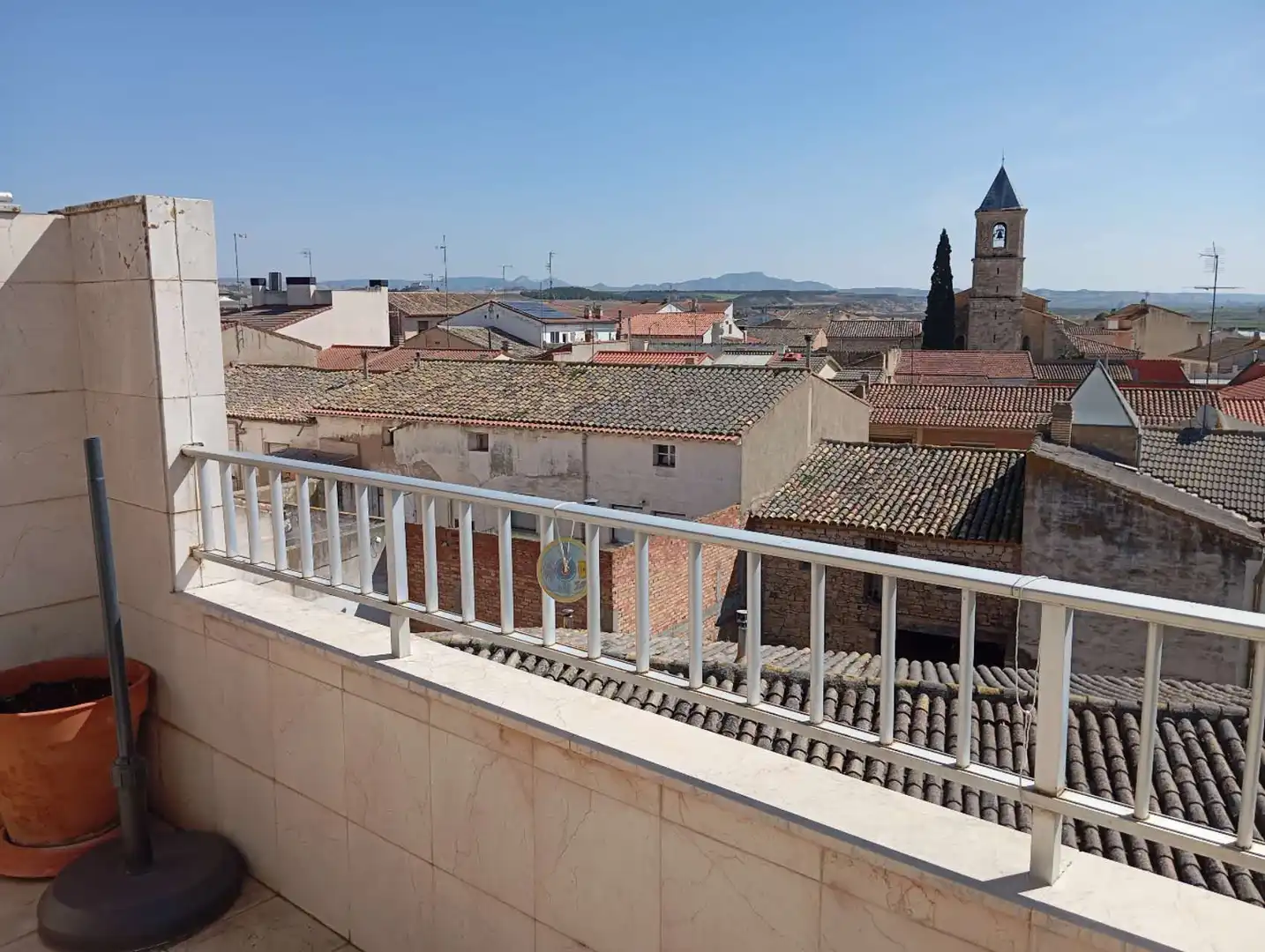 Edificio en venta en Calle Portal, Fustiñana