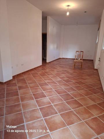 Local comercial en Alquiler en Centro