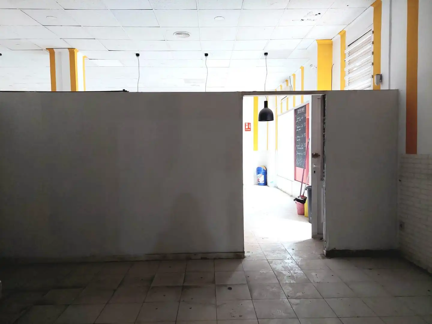 Commercial properties for rent in Murcia  with Air Conditioner
