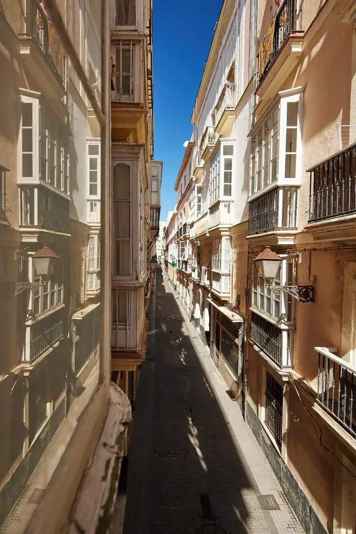 Außenansicht von Wohnung zum Verkauf in Cádiz mit Klimaanlage, Abstellraum und Balkon