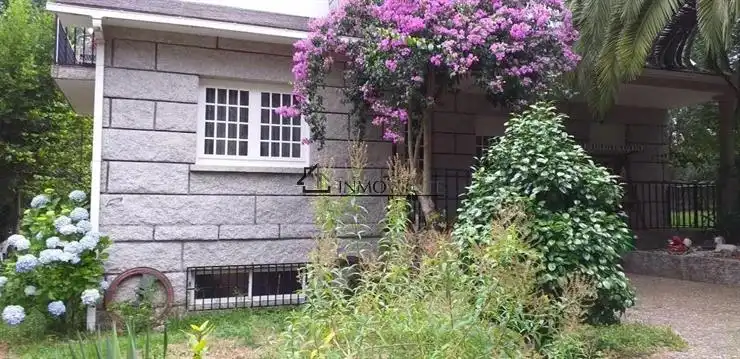 Vista exterior de Casa o chalet de alquiler en Vilagarcía de Arousa con Calefacción, Jardín privado y Trastero