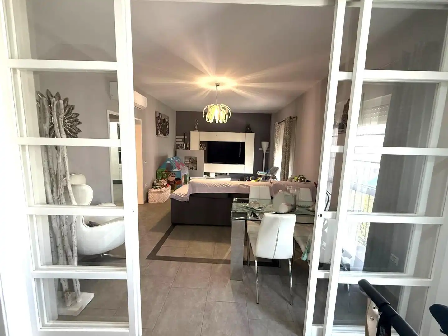 Sala d'estar de Casa o xalet en venda en La Algaba amb Terrassa