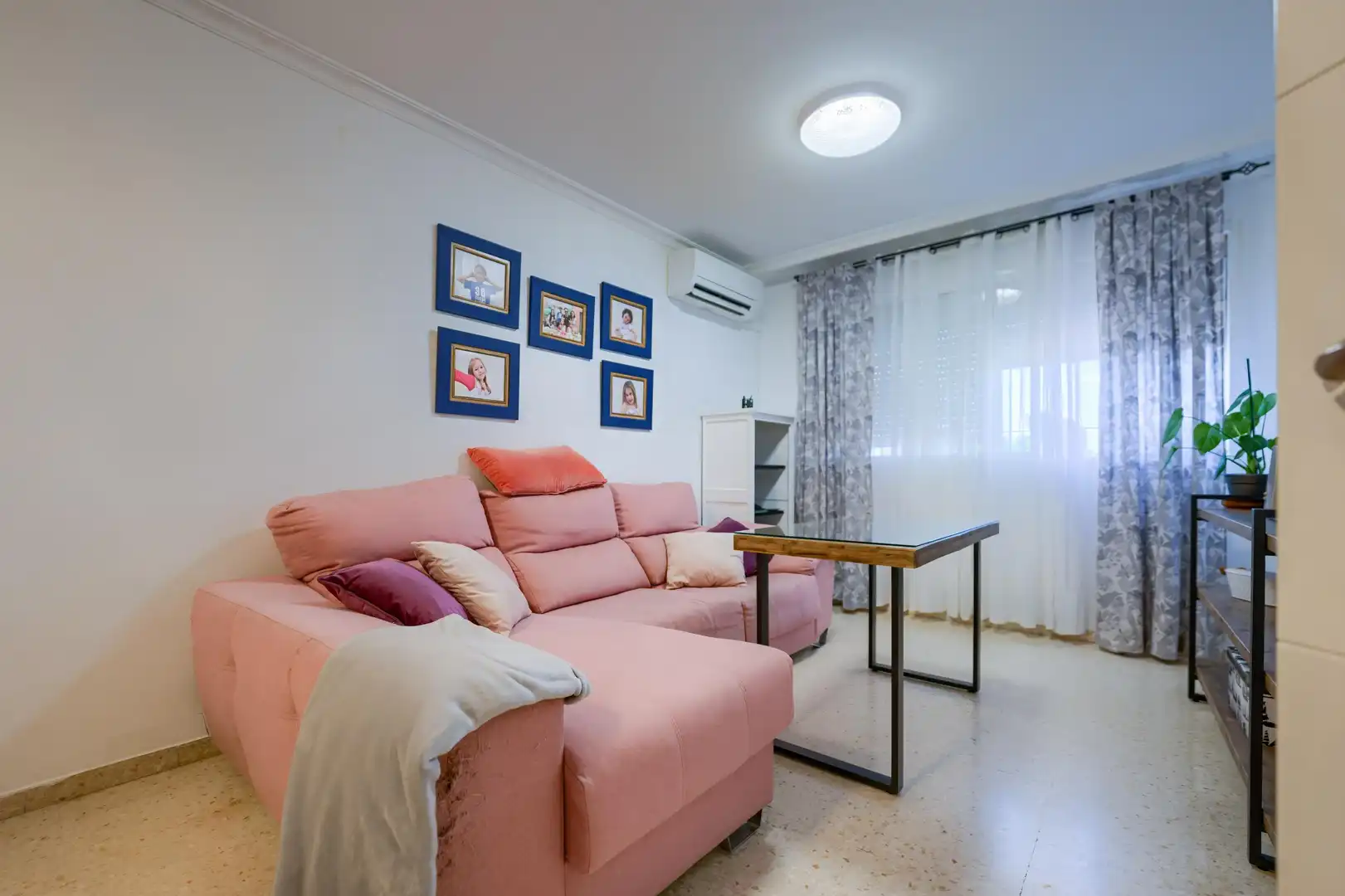 Living room of Apartments for sale in Alcalá de Guadaira