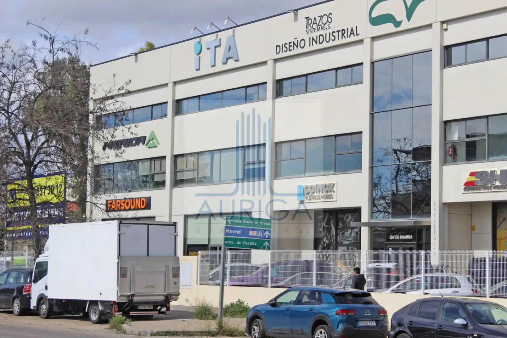 Vista exterior de Oficina en venta en San Fernando de Henares con Calefacción y Trastero