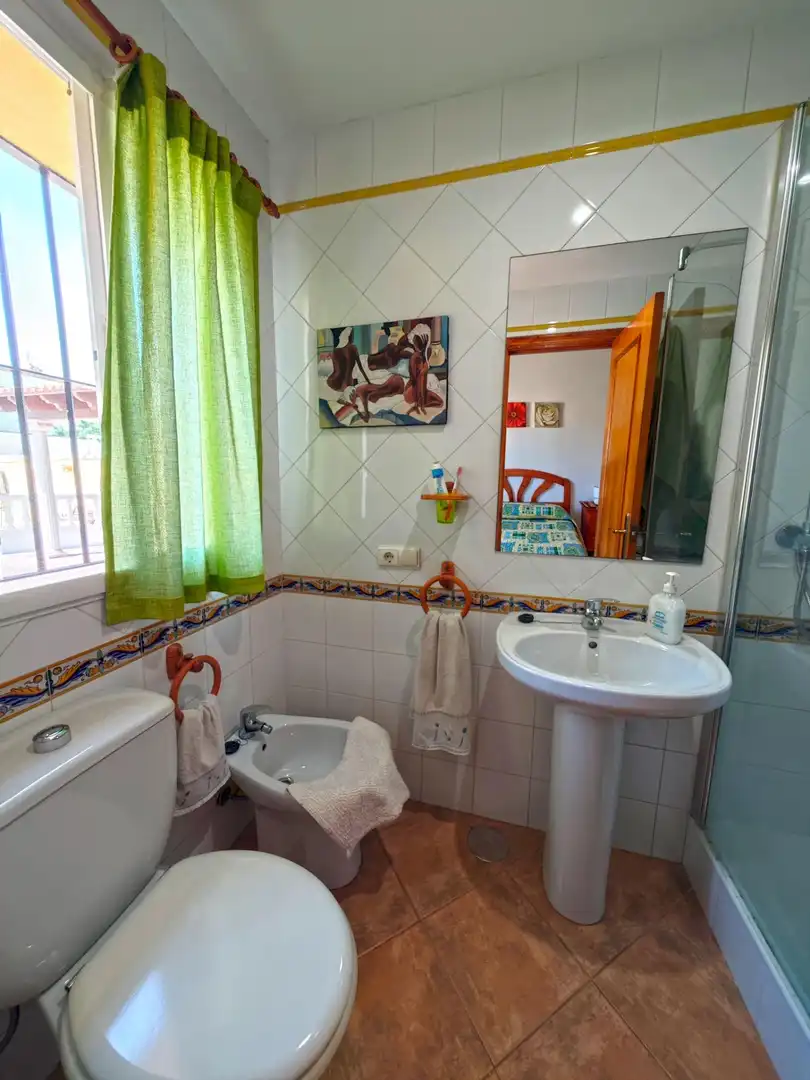 Bathroom of Houses for sale in Chiclana de la Frontera  with Heating, Private garden and Storage room