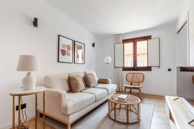 Piso en Alquiler en N/A en El Raval