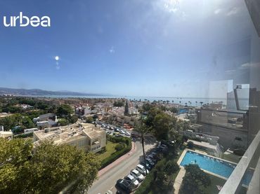 Apartament amb piscina de lloguer a Calle Calle Rogelio Oliva
