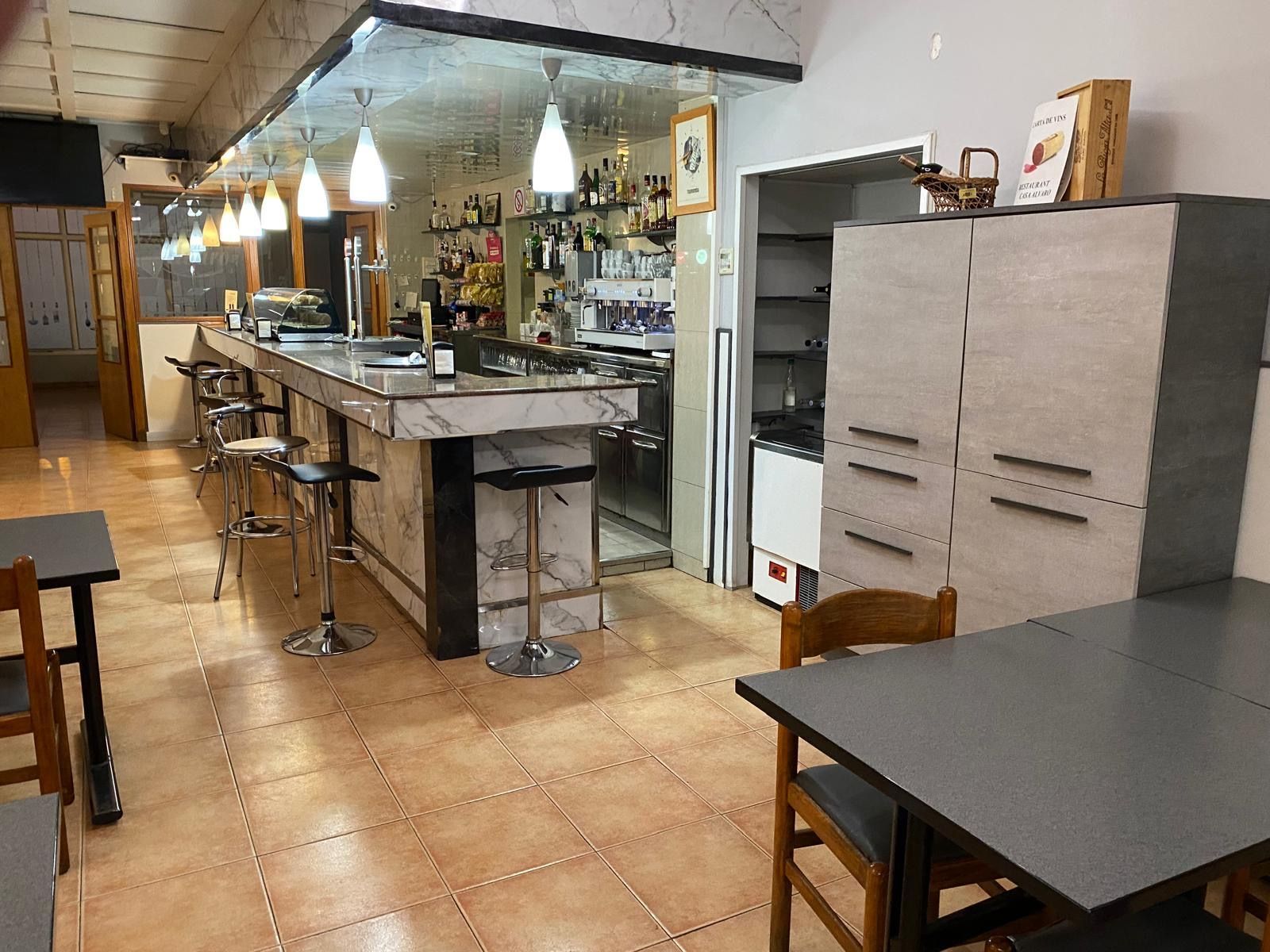 Küche von Geschaftsraum miete in Martorell mit Klimaanlage und Möbliert