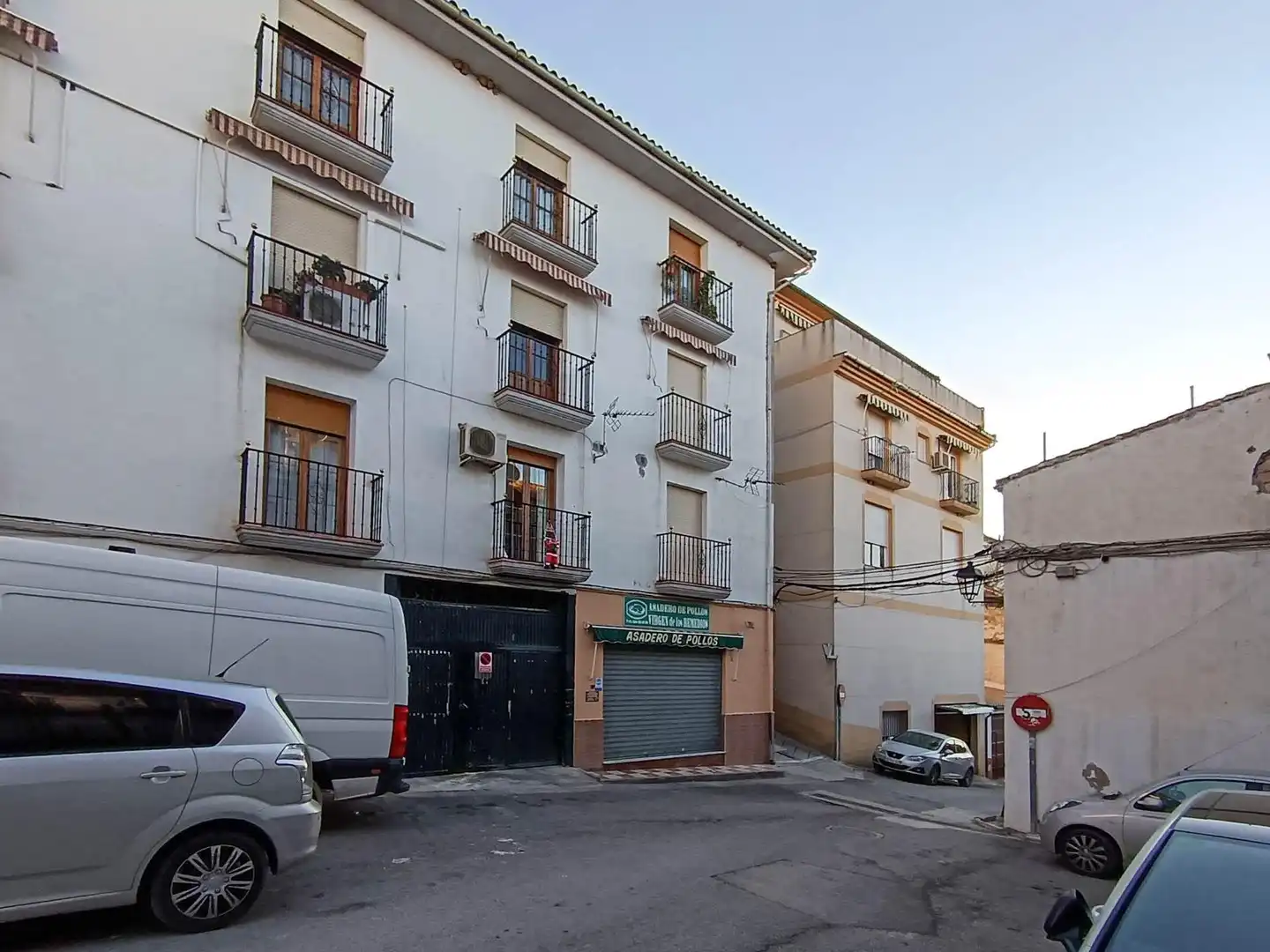 Vista exterior de Piso en venta en Montefrío