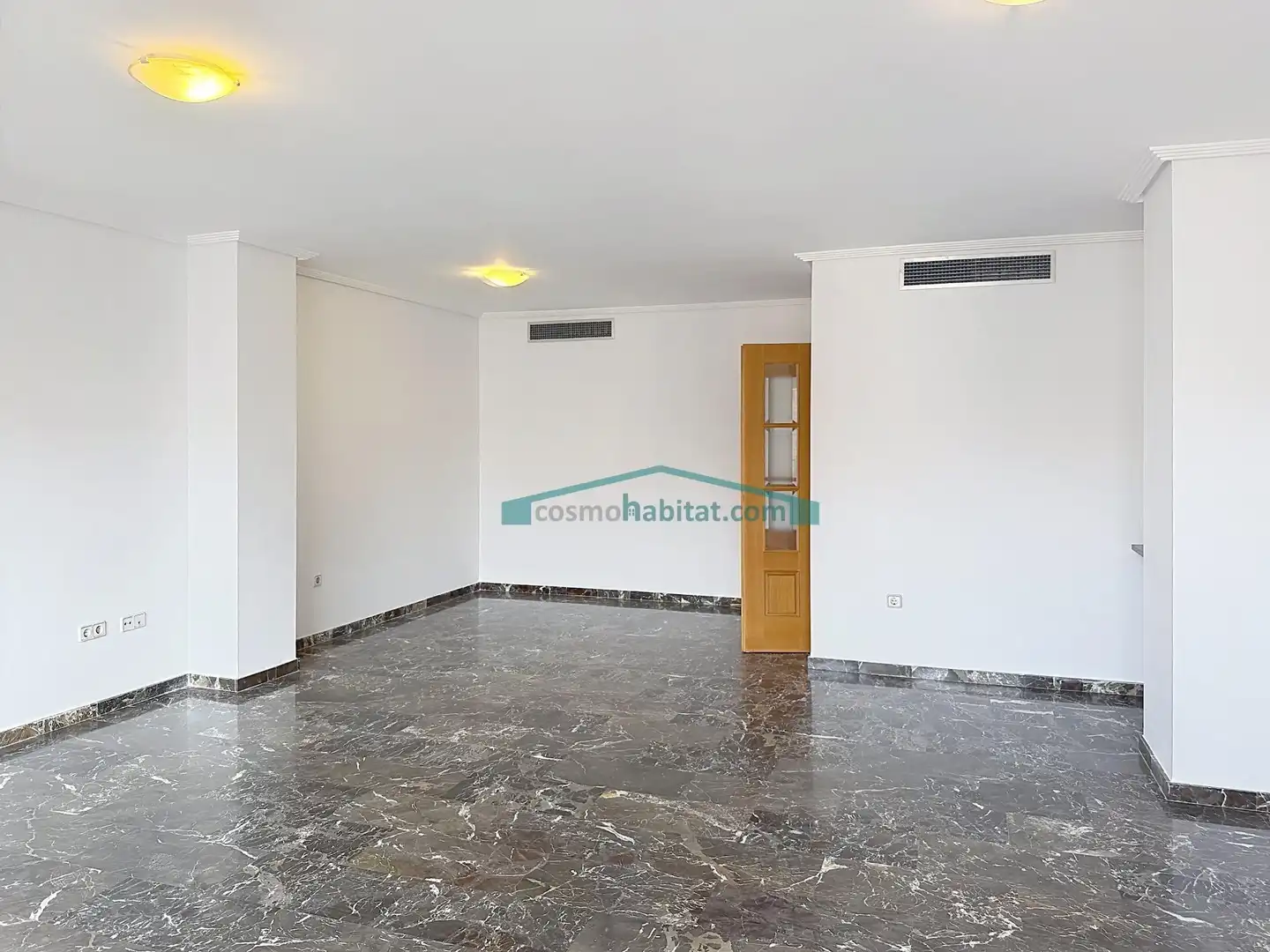 Wohnzimmer von Wohnung zur Miete in Valencia mit Klimaanlage und Terrasse