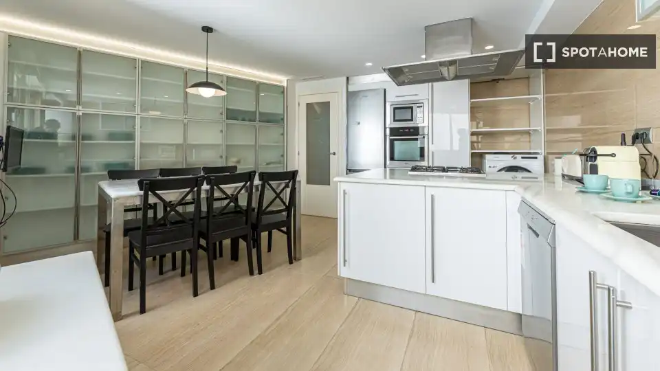 Wohnung mit Terrasse zur Miete in Quatre Carreres, imagen 18