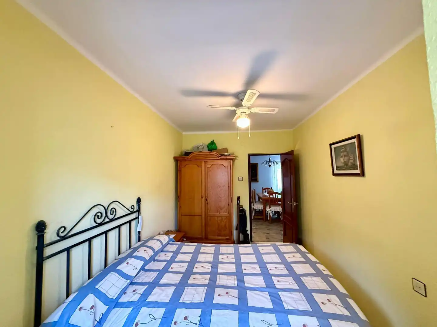 Habitación de Piso en venta en Almería con Calefacción, Amueblado y Balcón