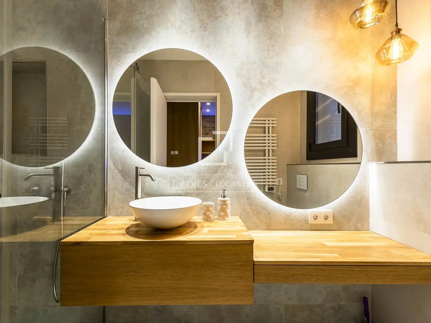 Bathroom of Flat for rent in Eixample