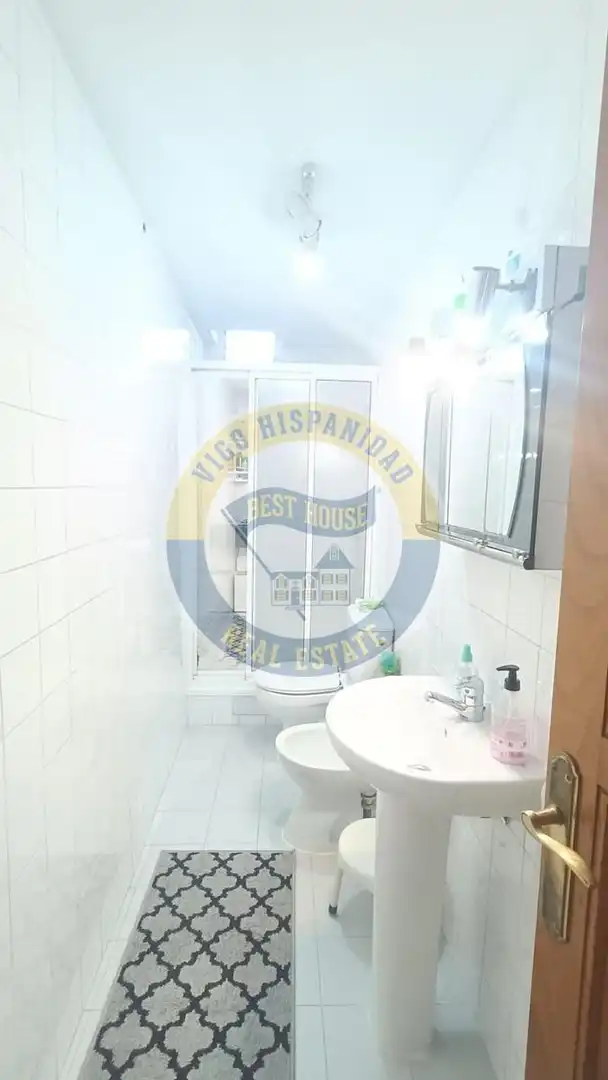 Baño de Casa o chalet en venta en Vigo  con Calefacción y Amueblado