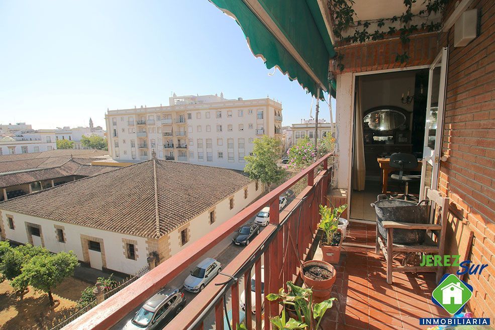 Vista exterior de Piso en venta en Jerez de la Frontera con Aire acondicionado y Terraza