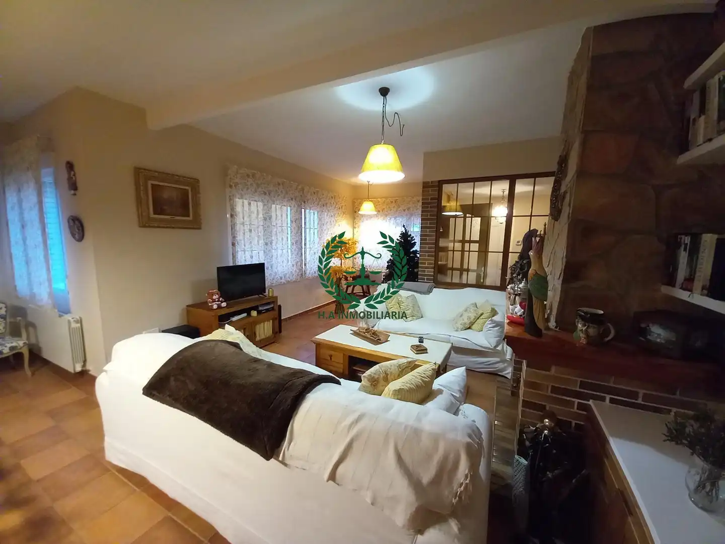 Sala de estar de Casa o chalet en venta en Venturada con Calefacción, Jardín privado y Terraza