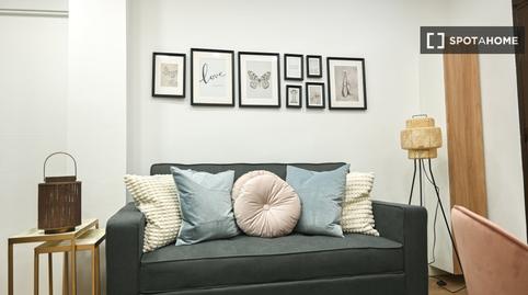 Photo 4 of Study to share in Valdeacederas, Madrid