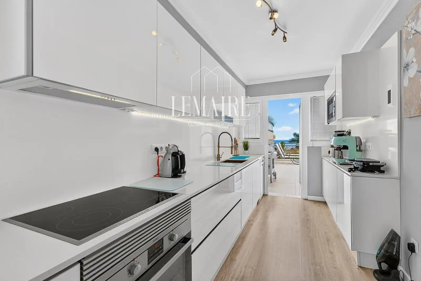 Kitchen of Houses for sale in Adeje  with Air Conditioner, Terrace and Storage room