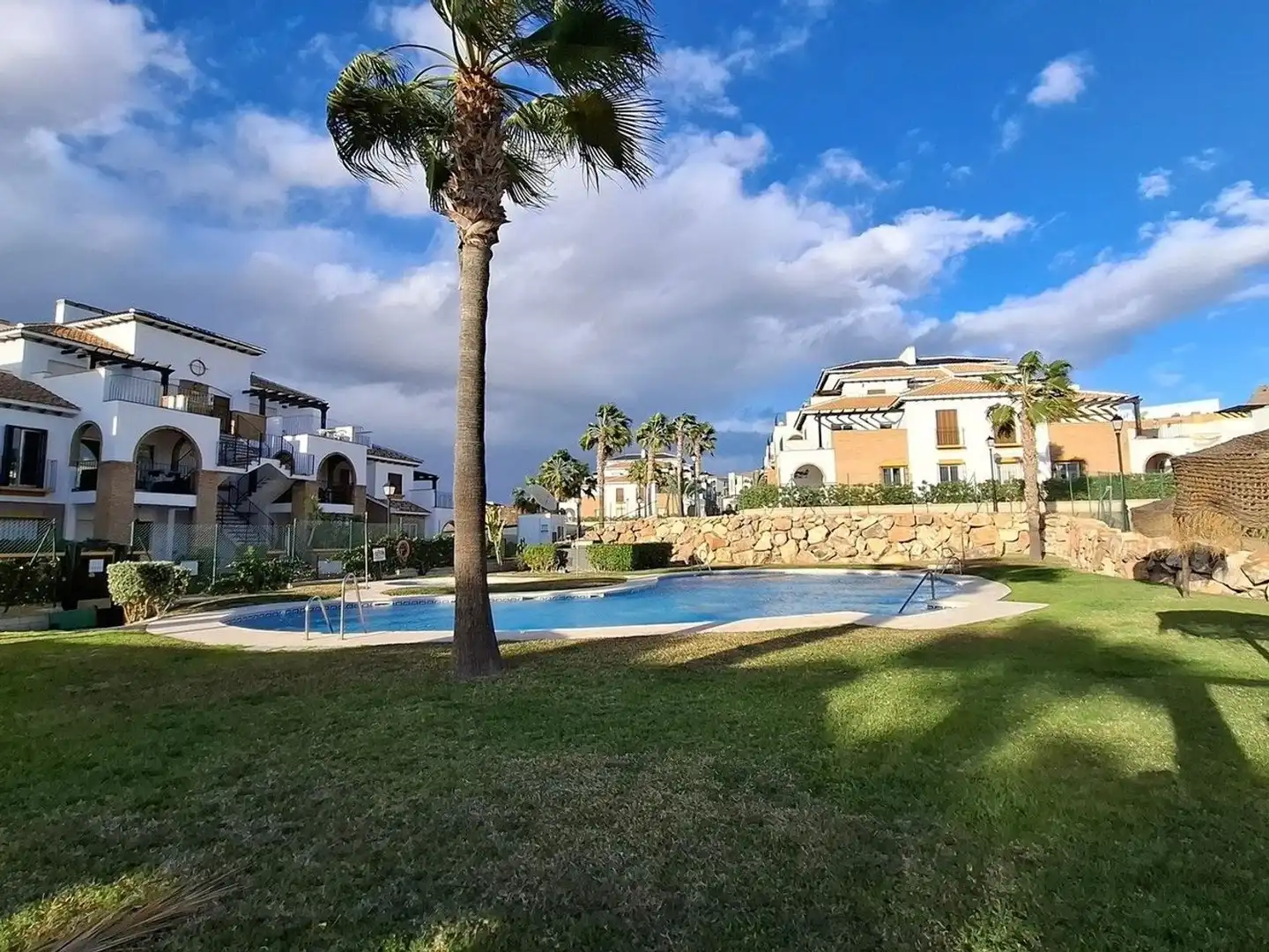 Jardín de Casa adosada en venta en Vera con Aire acondicionado, Terraza y Trastero