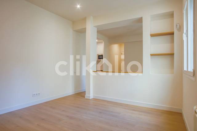 Piso en Venta en Ríos Rosas - Nuevos Ministerios