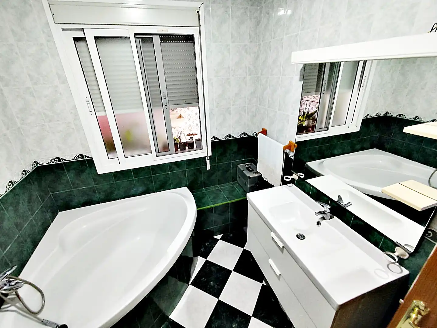 Badezimmer von Haus oder Chalet zum Verkauf in Cártama mit Klimaanlage, Terrasse und Möbliert