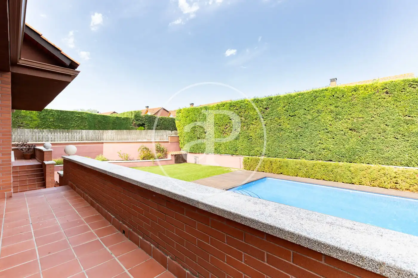 Swimming pool of Houses for sale in Sant Cugat del Vallès  with Air Conditioner, Heating and Private garden