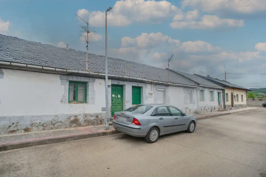 Habitatge en venda a C/ Valdecativo