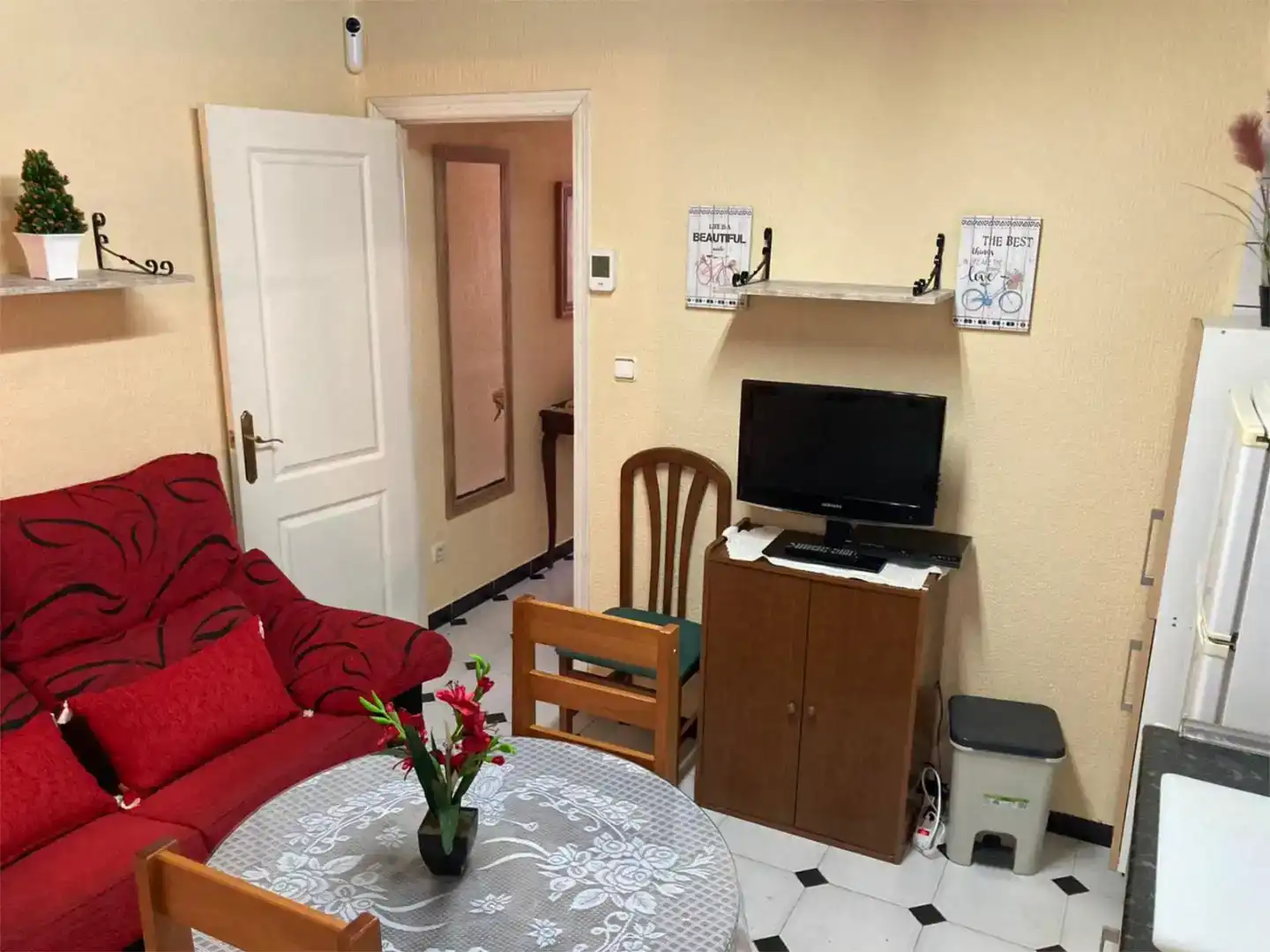 Sala d'estar de Casa adosada de lloguer en Minas de Riotinto amb Aire condicionat i Moblat