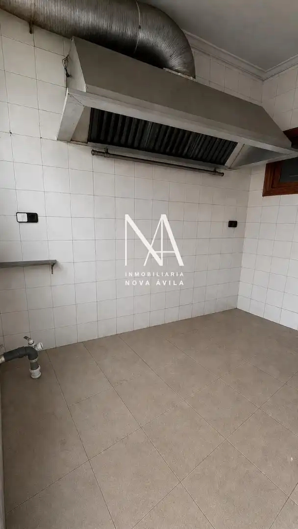 Vista exterior de Local en venta en Marratxí