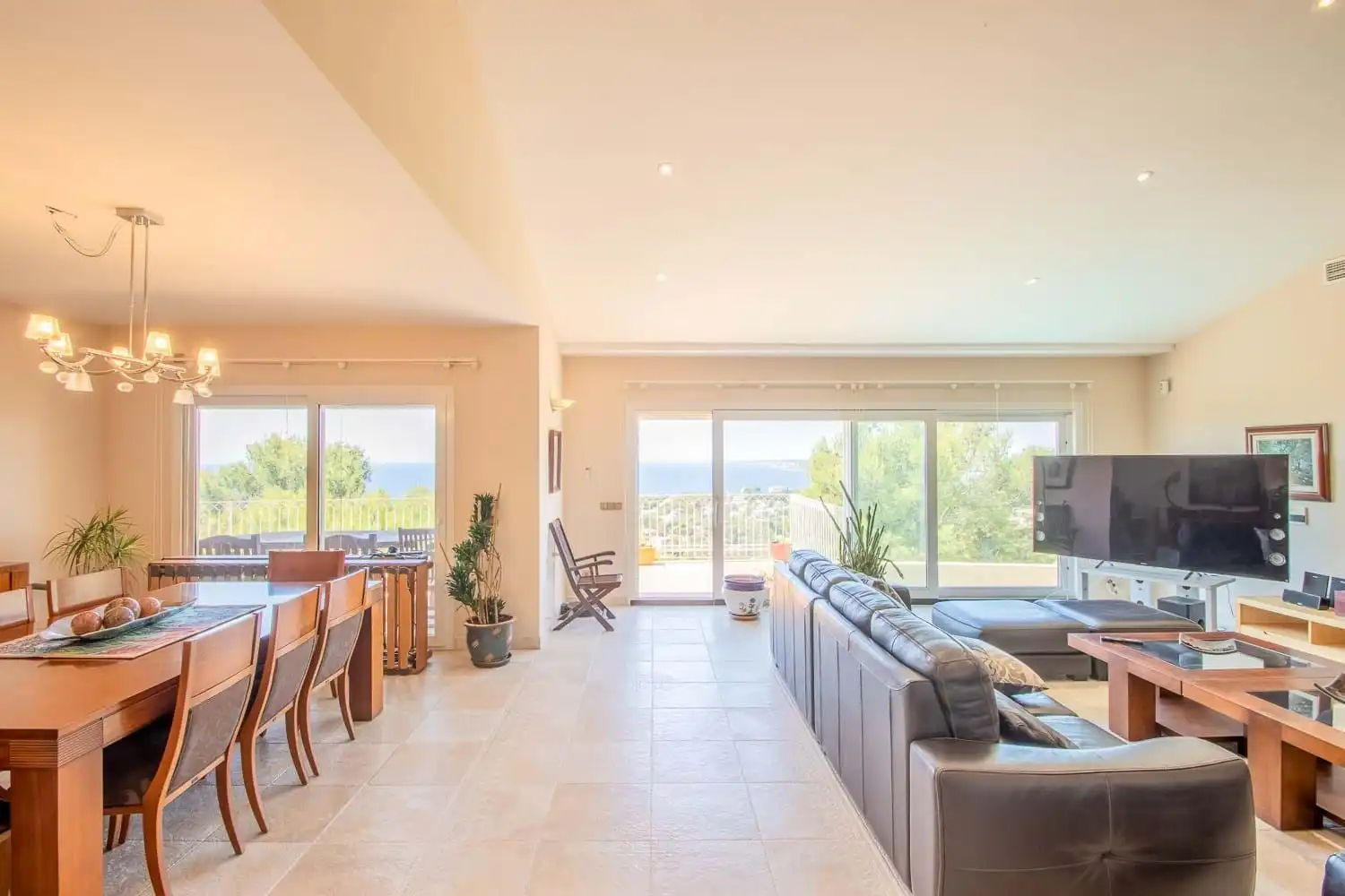 Living room of Houses for sale in Calvià  with Air Conditioner, Terrace and Balcony